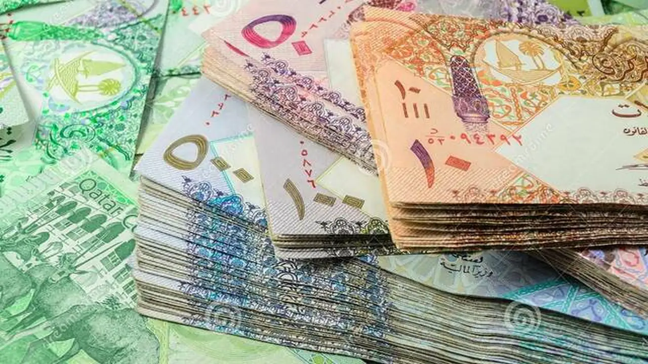 تحديثات الصرف.. تباين أسعار الريال القطري أمام العملات الرئيسية في التداولات الأخيرة